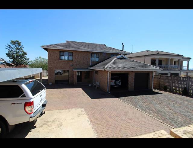 4 BEDROOM HOUSE SOLD IN RICHMOND CREST